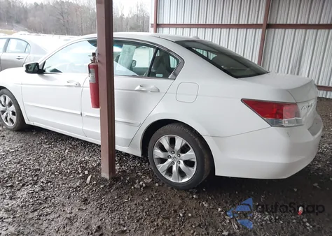 2009 Honda Accord 2.4 Ex-L из США, поврежденный, VIN 1HGCP26859A117583
